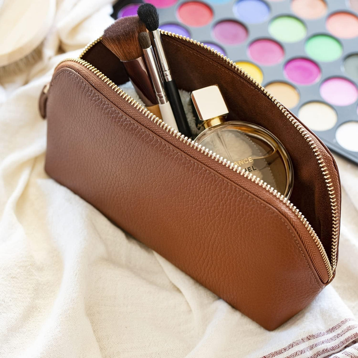 Londo Genuine Leather Makeup Bag – Cosmetic Pouch, Travel Organizer, Toiletry Clutch for Women, Stylish & Durable Storage for Essentials