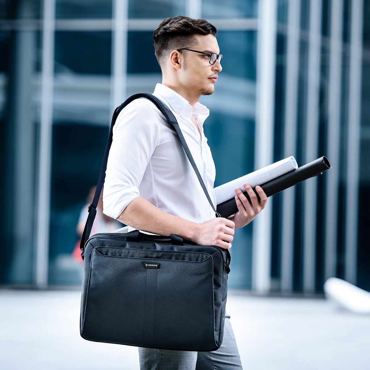 EVERKI Lunar Large Laptop Briefcase for Men & Women, Black - 19 Liters